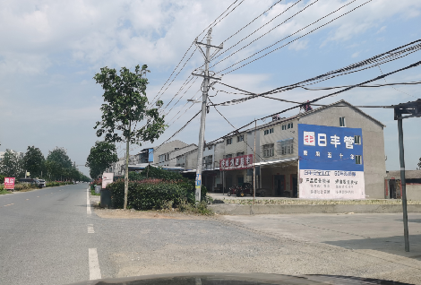 长宁县如何能保证墙体广告的醒目性？